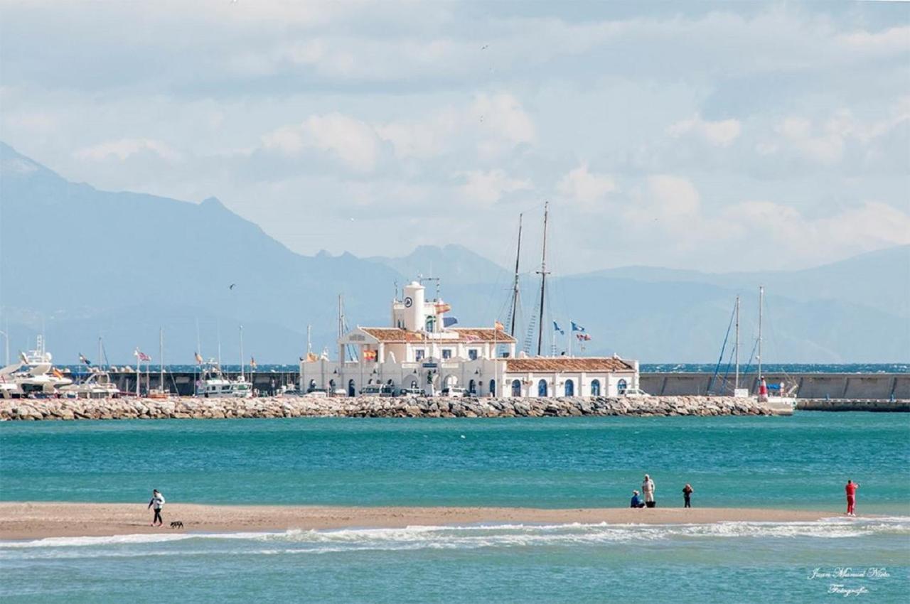 Bed & Breakfast In Villa Eden Palm Benalmadena Exterior photo