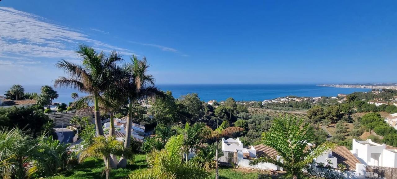 Bed & Breakfast In Villa Eden Palm Benalmadena Exterior photo